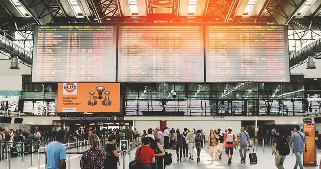 How to Use the Price Calendar to Find Better Travel Dates